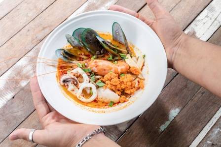 Authentic Thai Tom Yum Soup Recipe