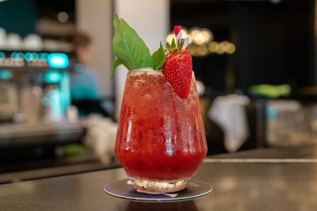 Refreshing Strawberry Iced Tea Recipe