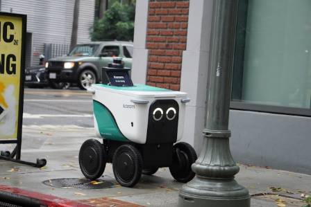 Affordable Robot & Camera for Home & Pets