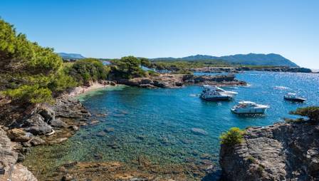 8 Beautiful Coastal Destinations Around the Globe You Shouldn't Miss